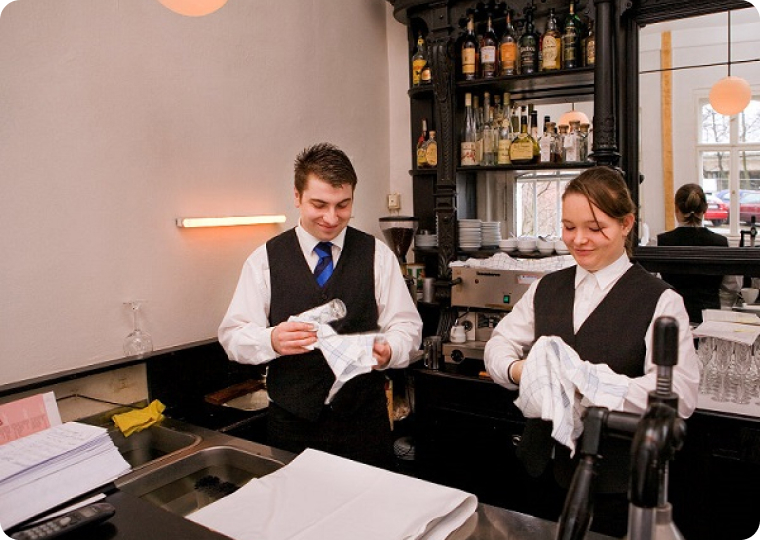 Việc làm sau khi công nhận bằng trong lĩnh vực Khách Sạn